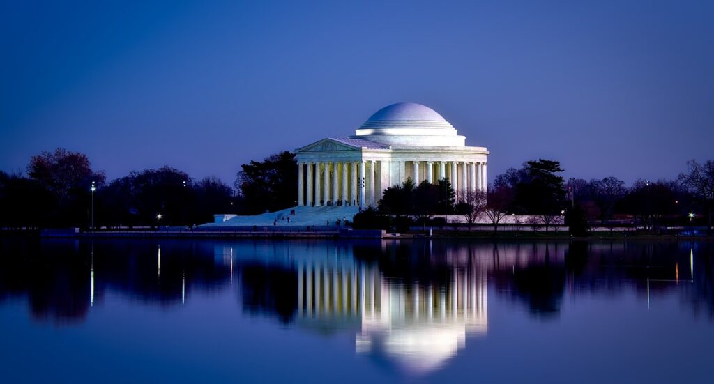 Jefferson Memorial at night, and it's reflection in the water