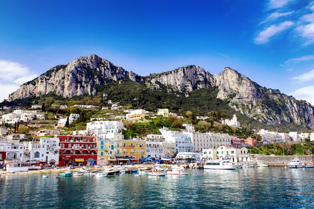 Shore line village in Capri