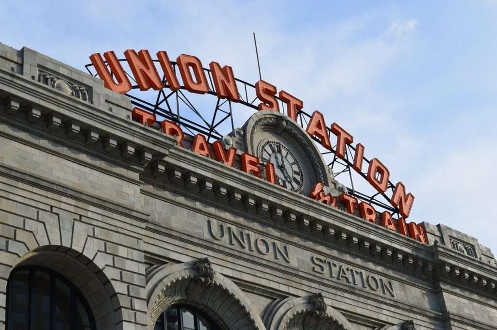 Union Station, sign on top of the building, Denver Colorado