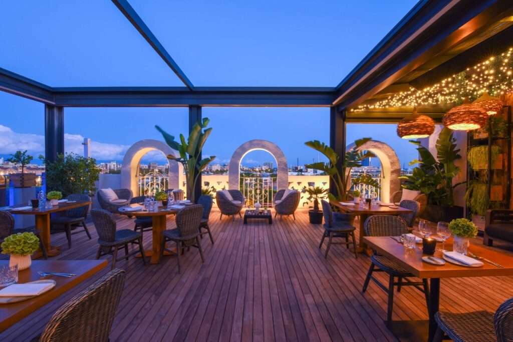 Rooftop dining area at the Serras Hotel in Barcelona