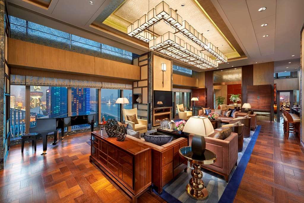 Presidential Suite Mandarin Oriental Pudong - a luxury hotel in Shanghai