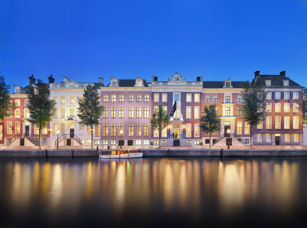 waldorf astoria amsterdam - a luxury hotel in Amsterdam