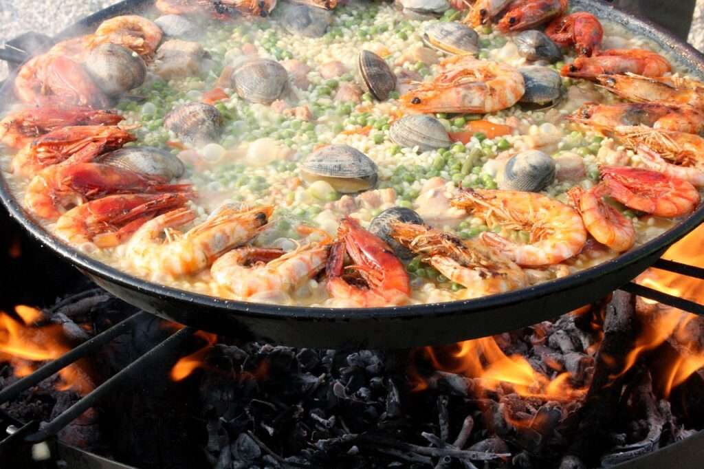 Paella - food to try on your vacation to Spain