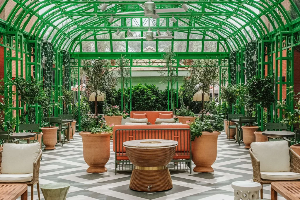 Courtyard at Hotel Bardo Savannah