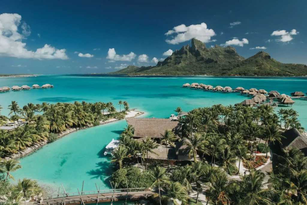 Four Seasons Resort Bora Bora