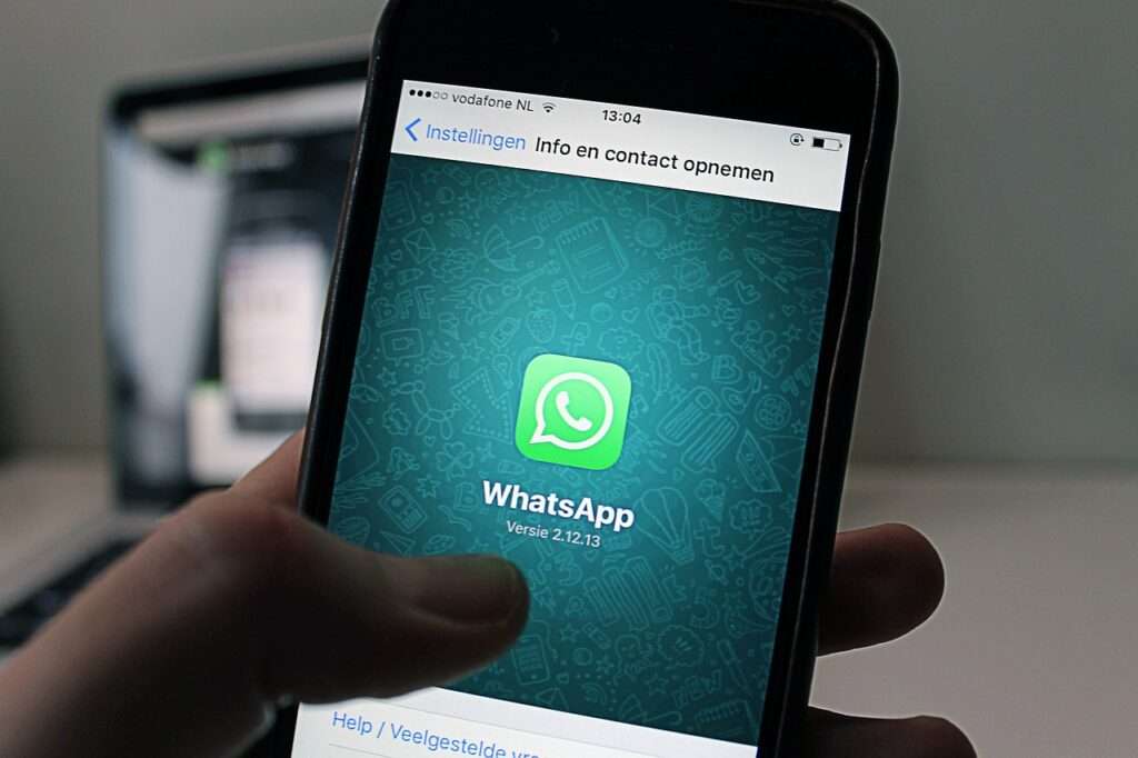 Whatsapp for your phone - perfect app for travelers